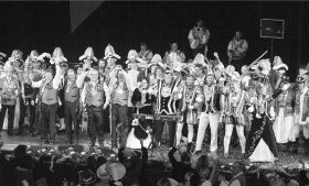 Rhrender Abschied: Die Domspatzen traten zum letzten Mal beim Festival der cher Lieder auf. Mit ihnen feierten fnf Tollitten zum Finale.