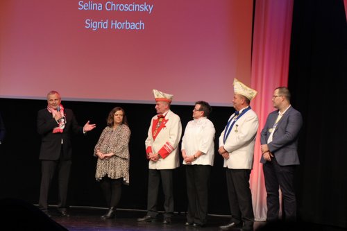 galasitzung 22-222.JPG