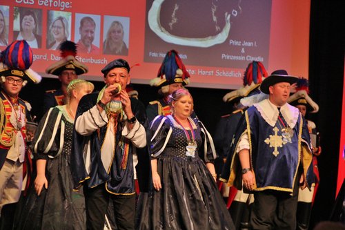 galasitzung 22-481.JPG